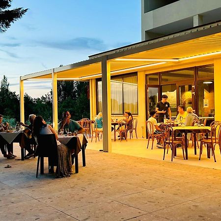 Il Grifo Hotel E Bisteccheria Toscana Montepulciano Stazione Exteriör bild