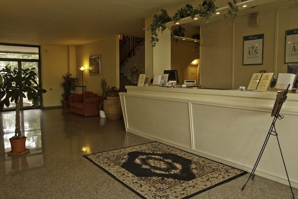 Il Grifo Hotel E Bisteccheria Toscana Montepulciano Stazione Exteriör bild